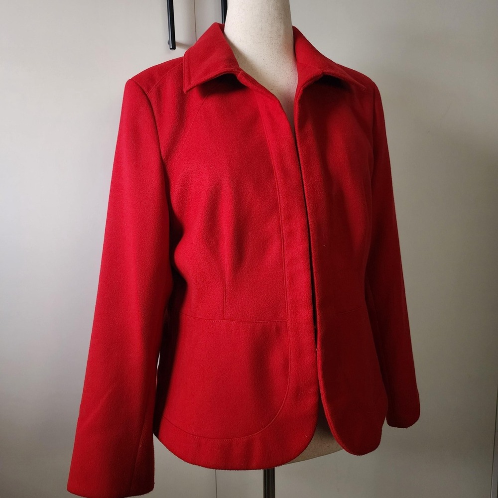 L Chico's red blazer with three hook clasp closures lined